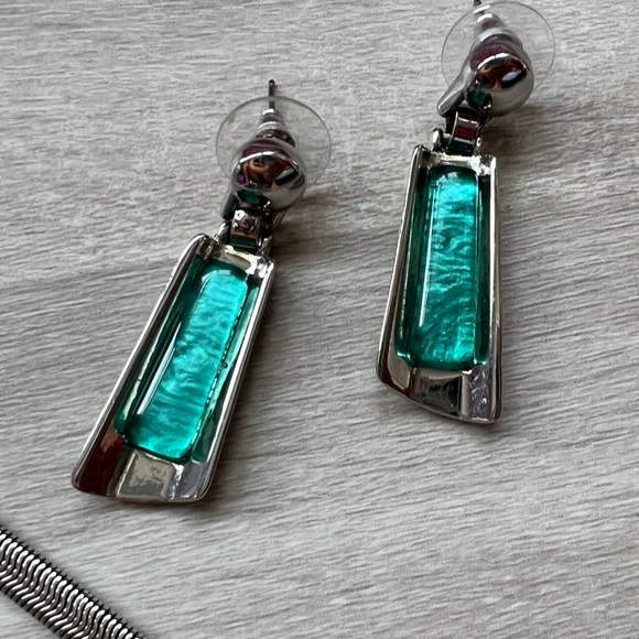Beautiful New Turquoise& silver jewelry set - Picture 4 of 7